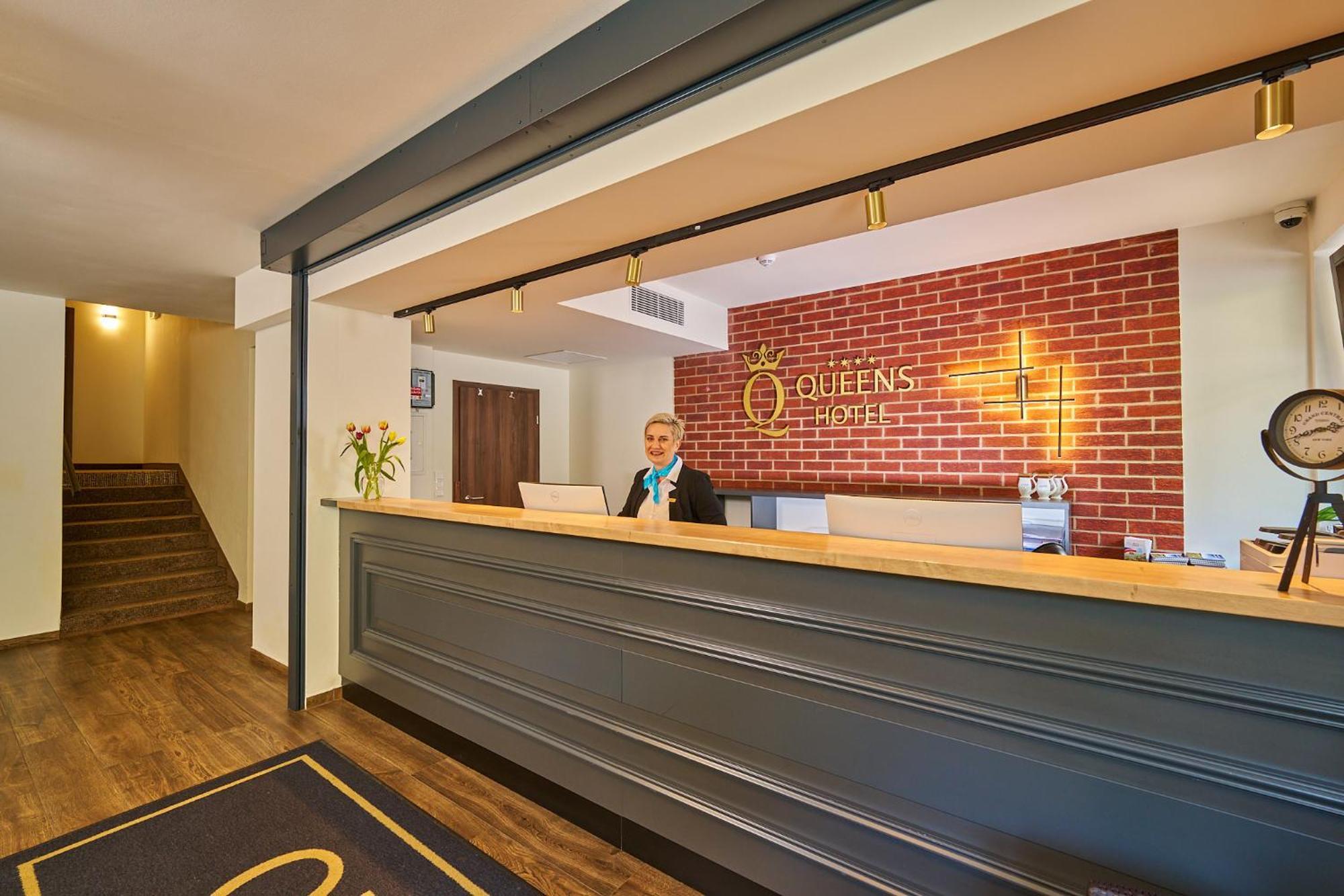 Wellness Hotel Queens Mariánské Lázně Exterior foto