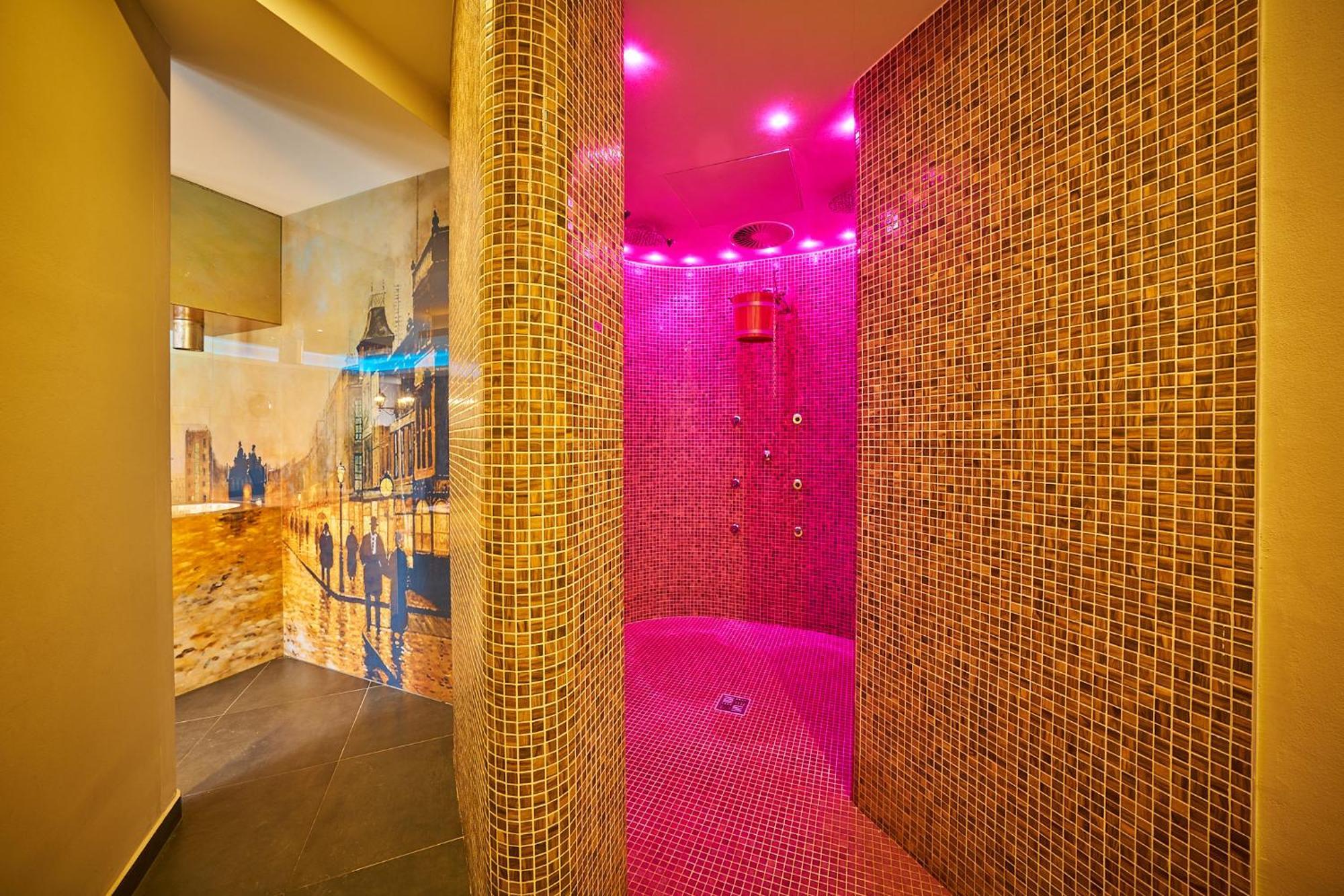 Wellness Hotel Queens Mariánské Lázně Exterior foto